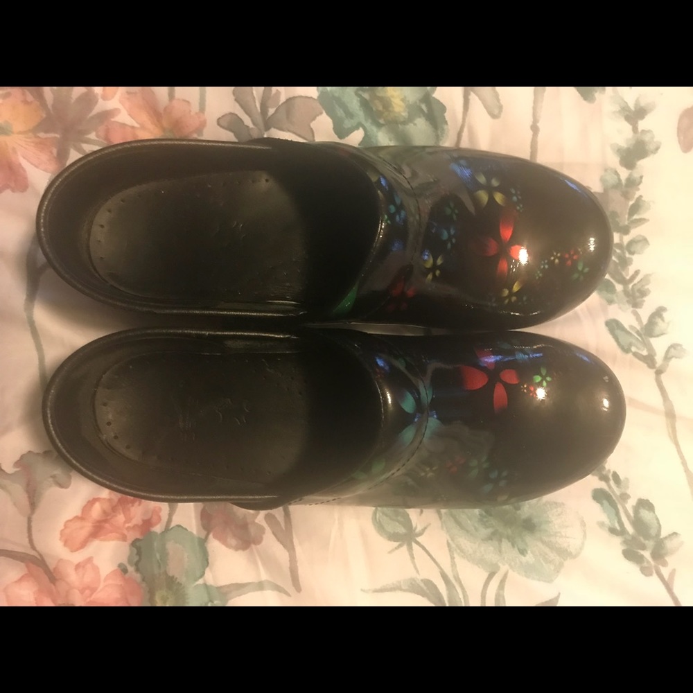 Dansko clogs size 39